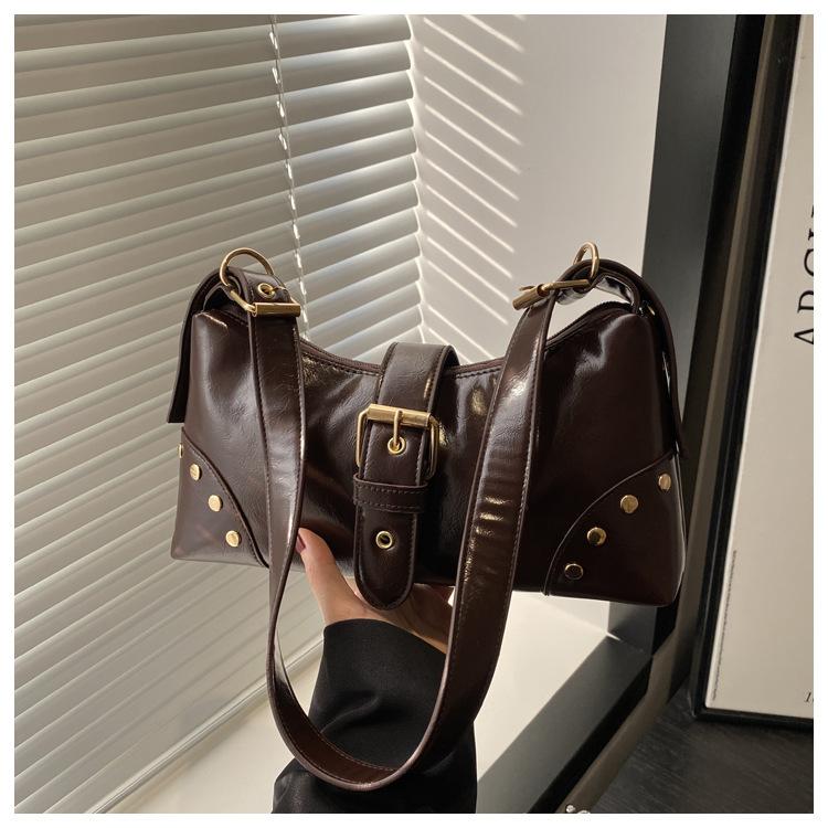 

Вместительная сумка-тоут женская популярная сумка этого года 2025 новая сумка-мессенджер универсальная на плечо/подмышку