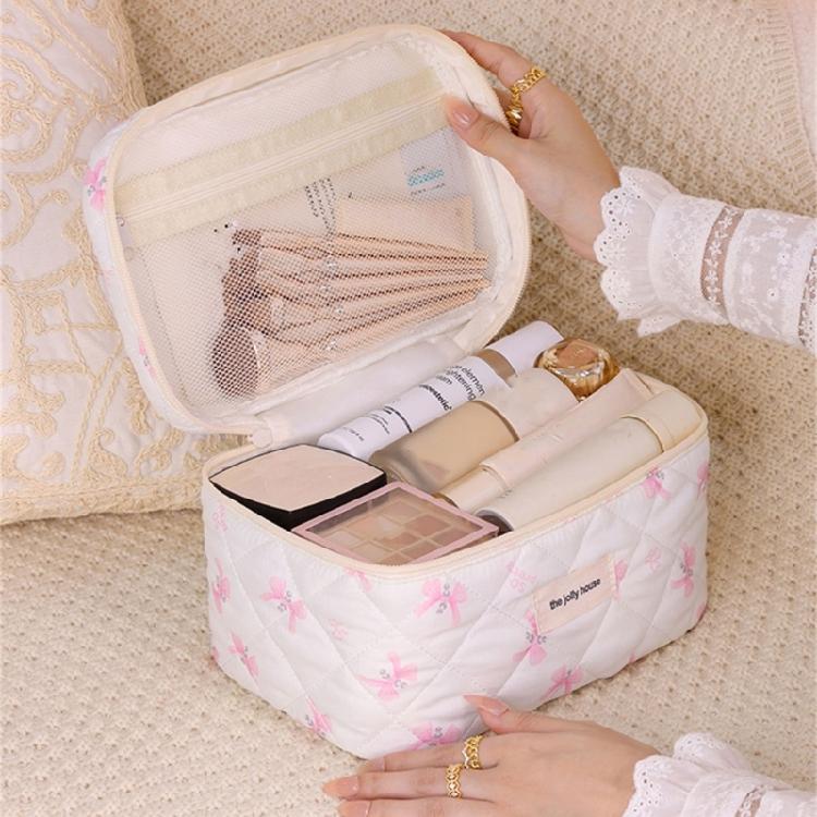 Reise Kosmetiktasche mit süßer Schleife Gesteppte Designs Große Kapazität Organizer Tragbar für Frauen und Damen