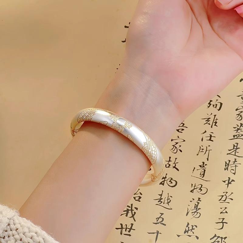 White Copper Silver-plated Ancient Gold-painted Dragon Pattern Bracelet Inheritance Closed New Chinese Zodiac Female Chinese Bracelet