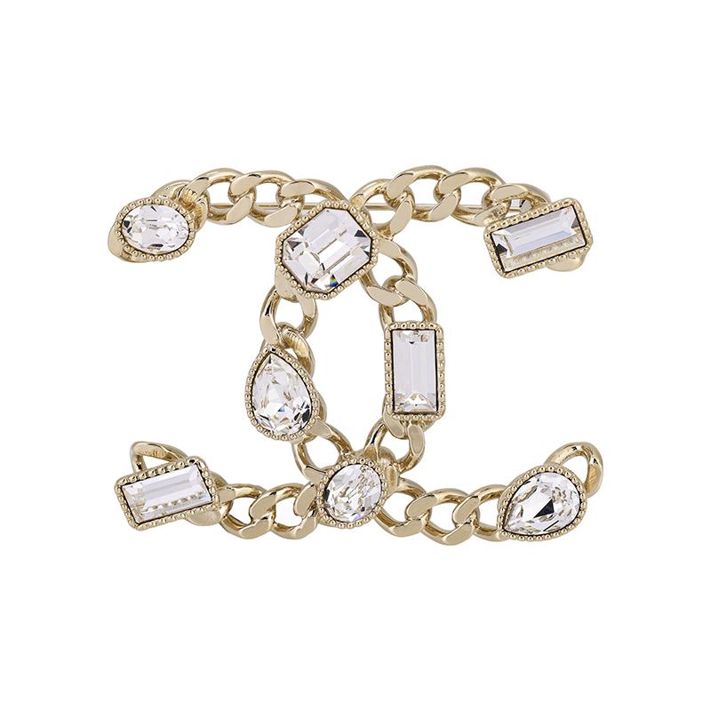 

CHANEL [24C New Product] Classic Logo High-end Rhinestone Brooch Women s Gold золотий