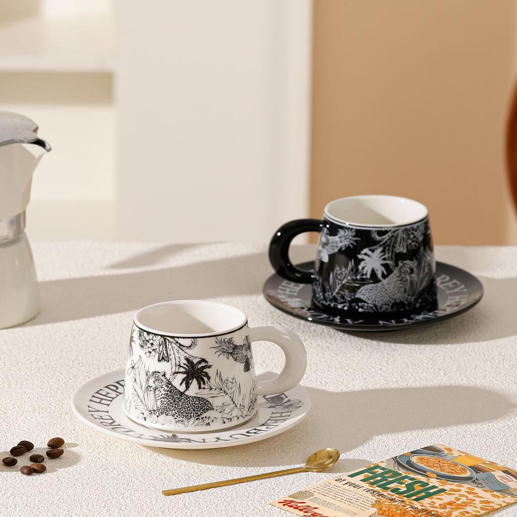 Vintage Watercolor Medieval Coffee Cup And Saucer Gift Box Mug Ceramic Cup Couple Pair Cup Wedding Gift Souvenir