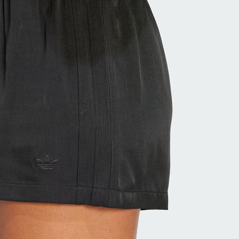 Adidas Originals Versatile Woven Solid Color Three-Quarter Casual Shorts Women Shorts Black JC5191