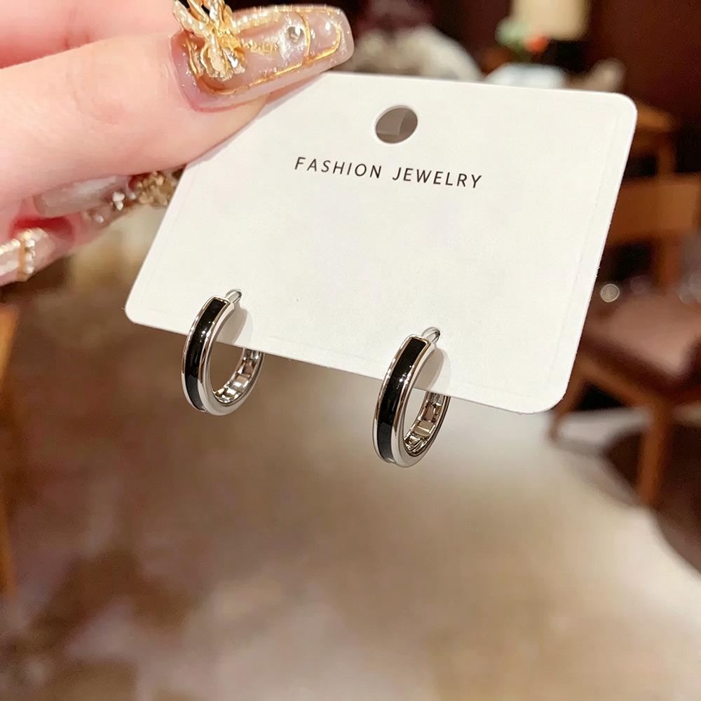 Women’s Versatile Zirconia Earrings - Black, Round, Square, Ins Style