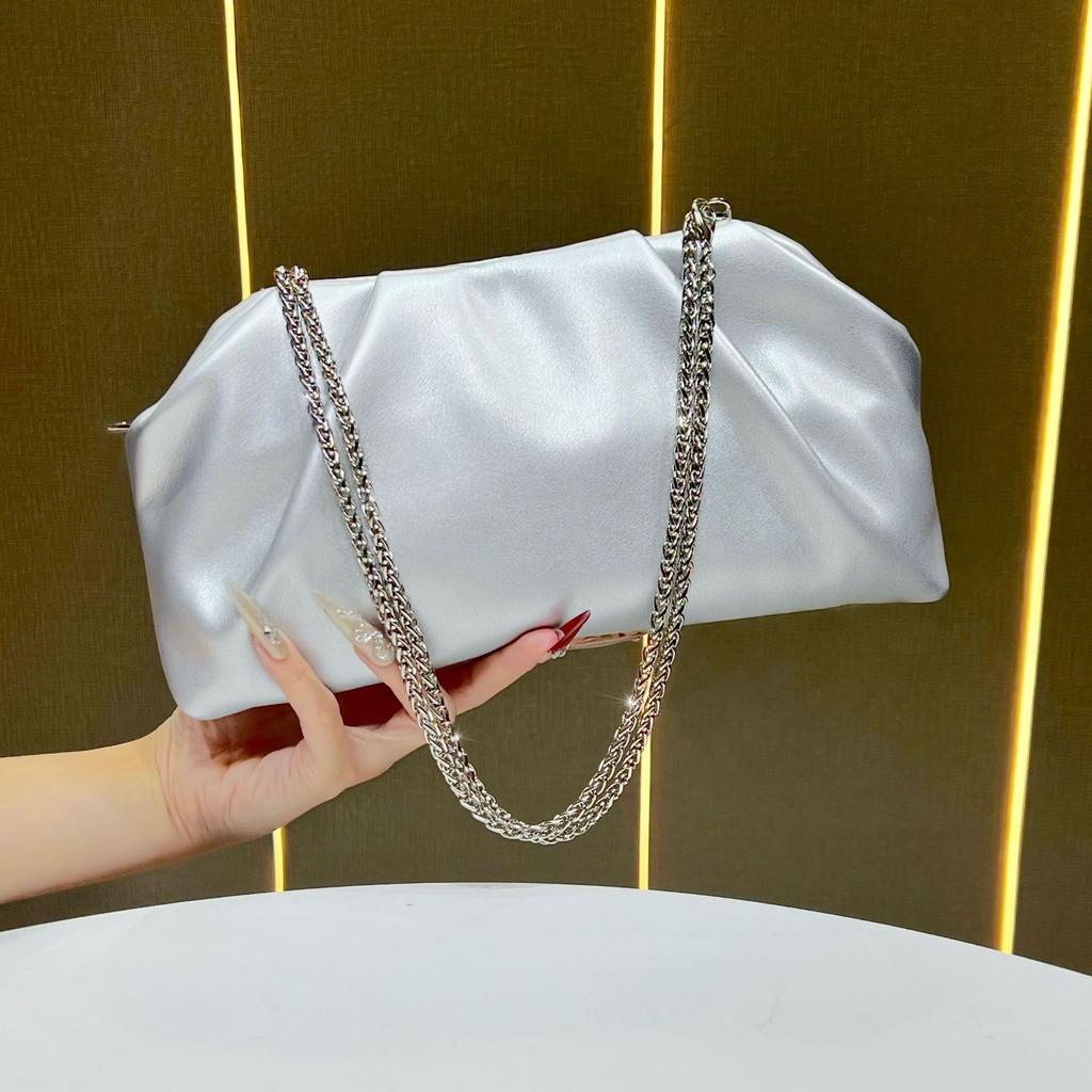 New chain bag clutch bag women's versatile messenger bag shoulder underarm bag premium handbag dinner bag