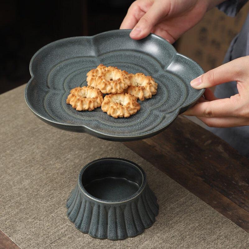 Retro Ceramic High-Footed Fruit Dessert Plate