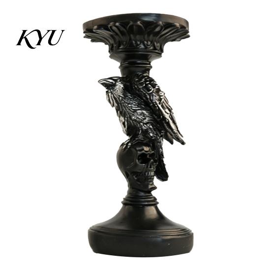 Handcrafted Sculpture Base Gothic Candlestick Holder, Halloween Resin Raven Skull Pillar Candle Holder Vintage Spooky Taper Stand for Home Table Decor