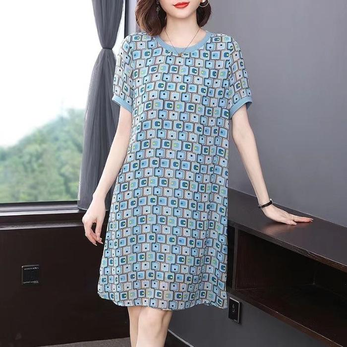 Women's Summer Ice Silk Short Sleeve Plus Size Dress - Mid-Length, Slimming, and Flattering.