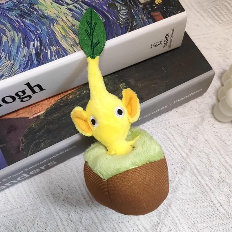 Pikmin Plush Keychain With Soft Short Plush For Collectors And Kids