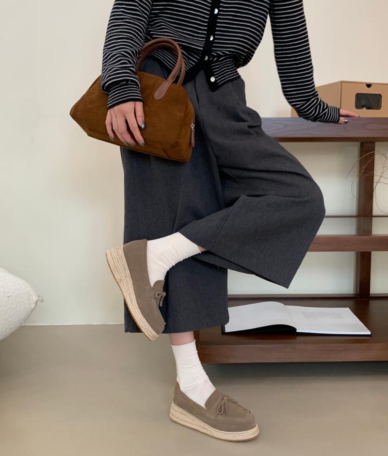 

Holiday style straw woven thick-soled wedge heel lace-up small leather shoes 2025 autumn mid-heel round head lace-up casual single shoes women 40 верблюд