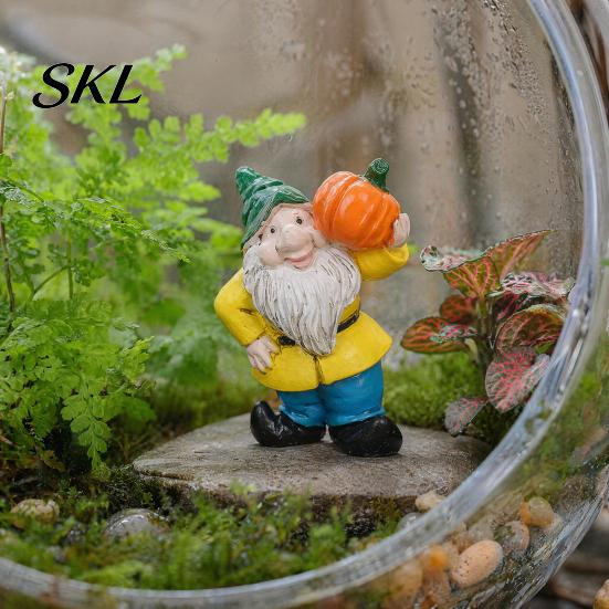 Handcrafted Resin Garden Ornament Mini Gnomes Figurine, Welcome Gnome Statue, Small Durable Outdoor Statue Dwarf for Fairy Garden, Flower Pot,