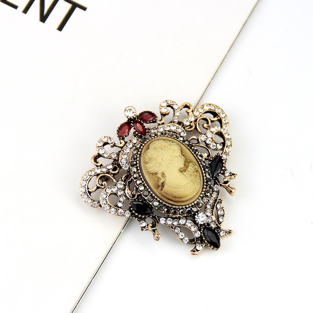 Vintage Victoria Head Brooch Ladies Vintage Gold Resin Rhinestones Ethnic Banquet Lapel Jewelry Party Gift