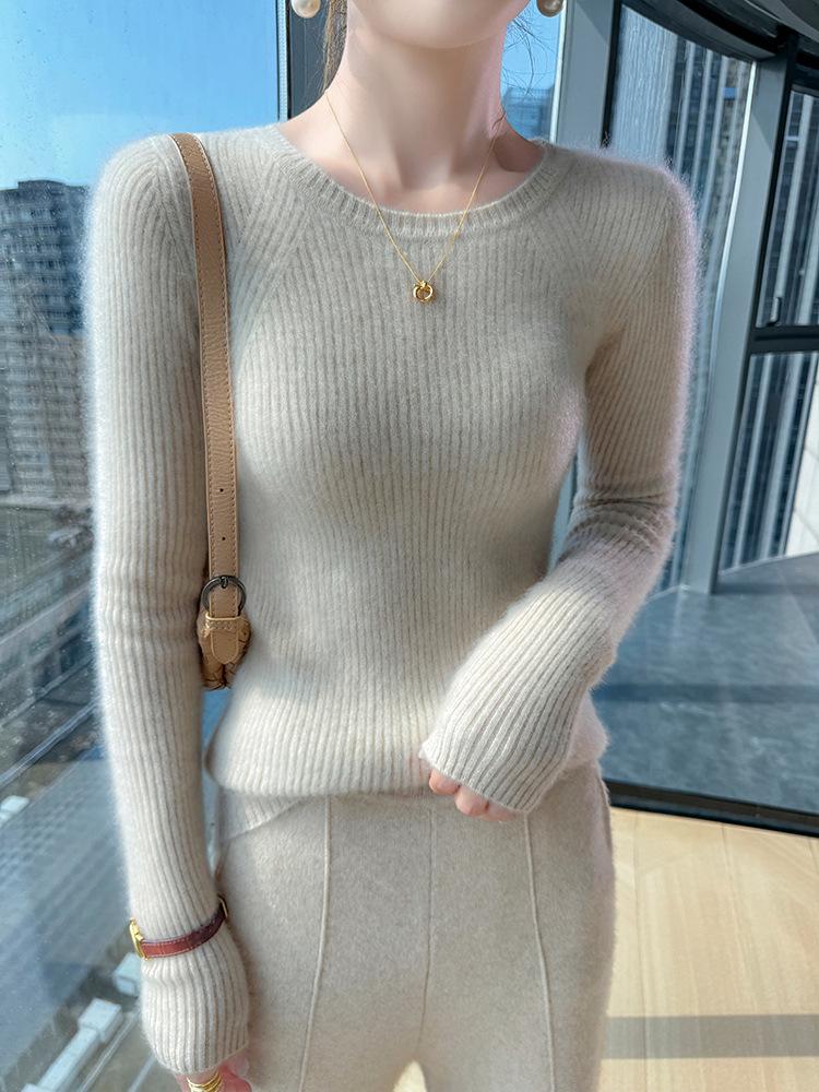 Women's 100% Pure Wool Round Neck Sweater - Slim Fit, Chic, Long Sleeve, Knitted Cashmere, Perfect for Autumn/Winter.
