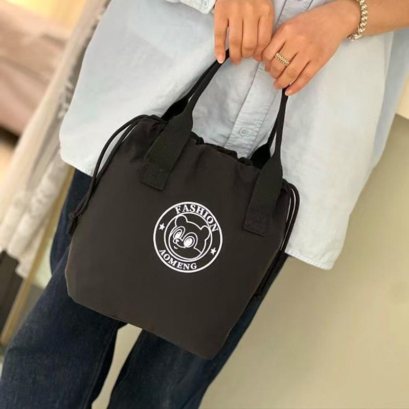 1Pc Cute Bear Lunch Box Bag Student Hand-Held Aluminum Foil Insulated Lunch Box Bag Large Capacity Lunch Box Bag