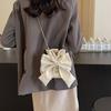 Pearl Chain Big Bowknot Shoulder Bag Elegant Crossbody Bag Fashion Drawstring Bucket Bag  Travel