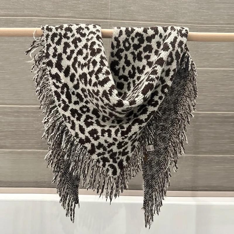 New Fashion Design Scarf Women Autumn Winter Korean Versatile Tassel Thick Warm Triangle Shawl Female Knitted Wool Blend Scarf