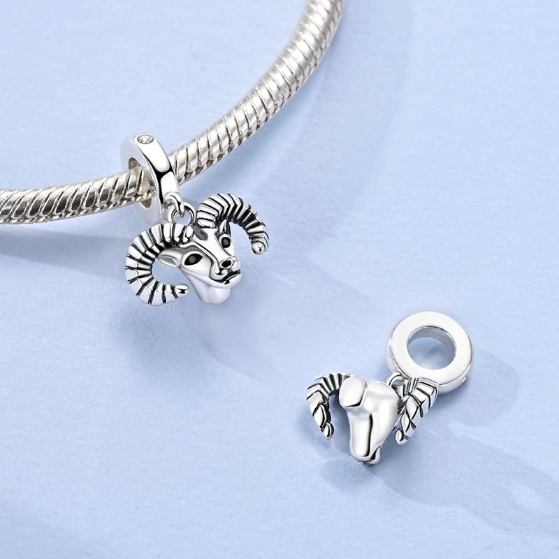 Animal Charms 925 Silver Antelope Tiger Lion Beads Fishbone Dinosaur Pendant Fit Bracelet Woman Fashion Jewelry Exquisite Gifts