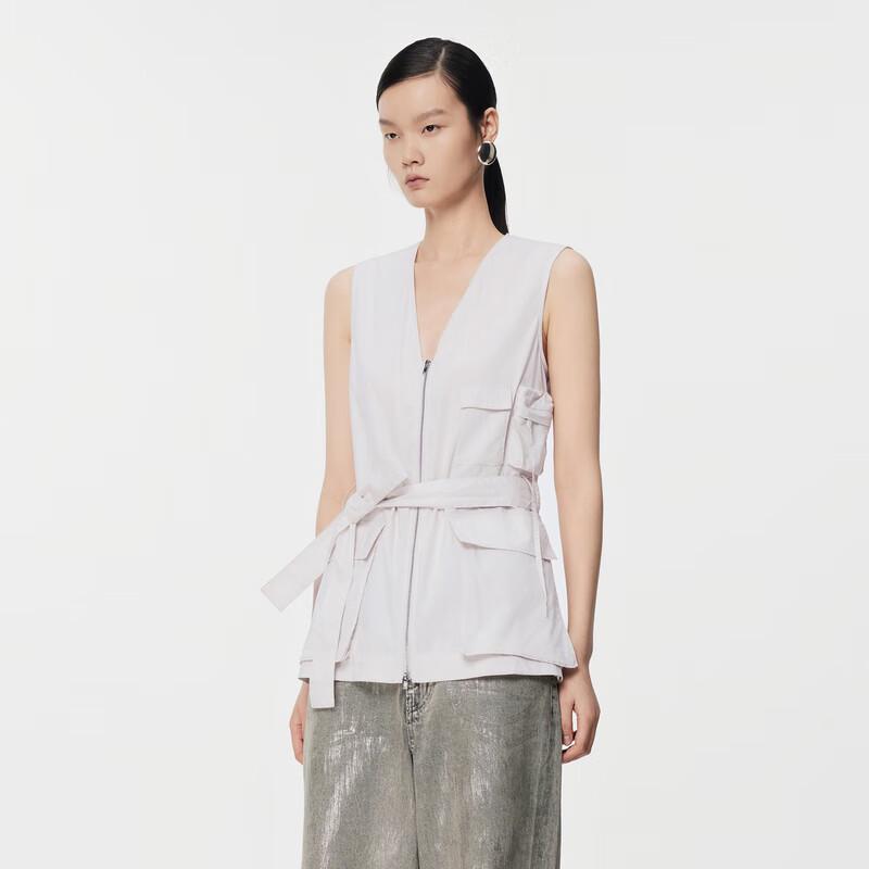 

Женский приталенный жилет с V-образным вырезом JNBY M