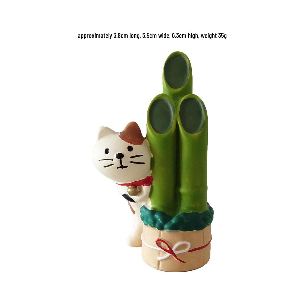 Japanese Cat Console Ornament: Trendy ZAKKA Resin Figure for Desktop or Car