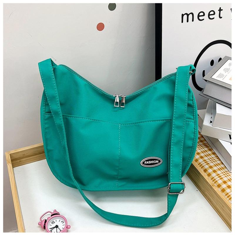 New Fashion Casual Large Capacity Shoulder Bag Retro Harajuku Mail carrier Dumpling Bag