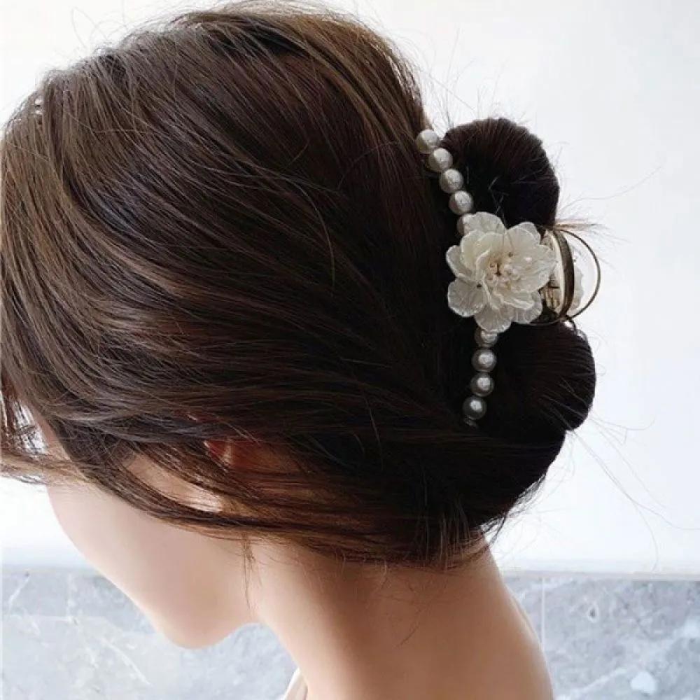 Long hair updo, pretty hair clip, half-updo, premium hair claw clip, tying long hair beautifully, large claw clip, DIY updo
