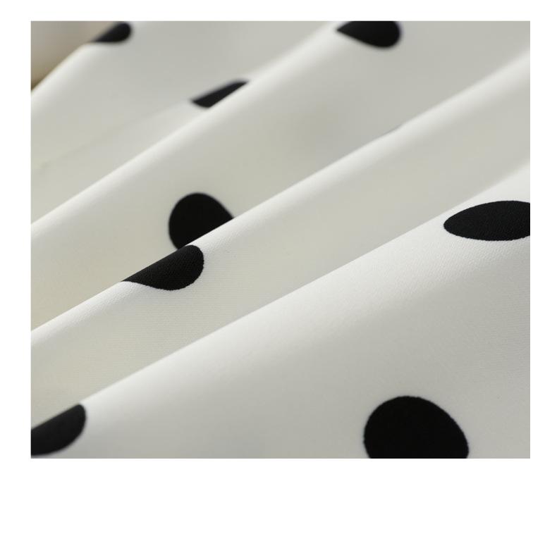 2025 French Fashion Polka Dot Plus Size Loose & Slimming Short Sleeve Dress for Women