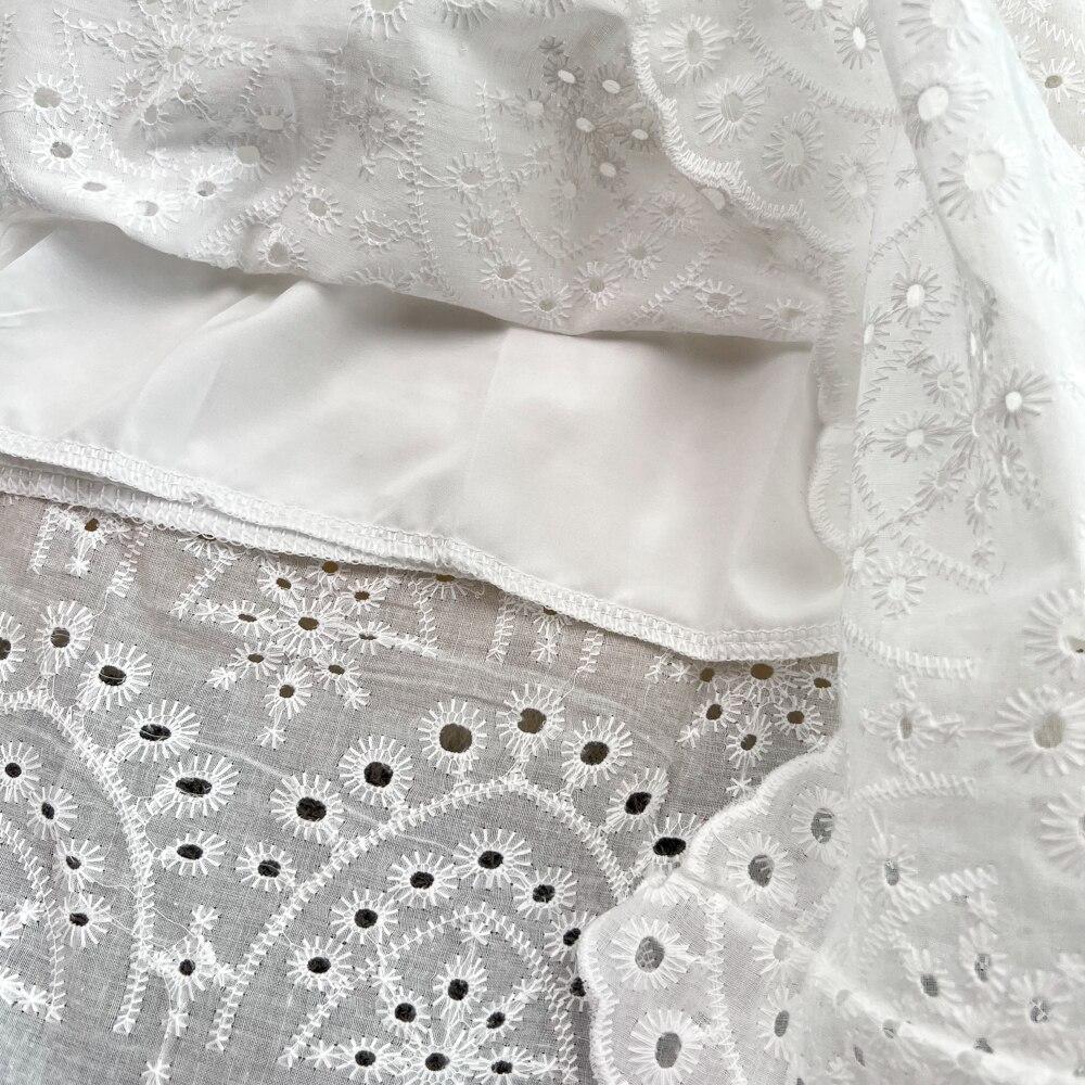 Retro Palace Temperament Round Neck Waist Show Thin Hook Flower Hollow a Word Lace Dress Elegant Large Skirt
