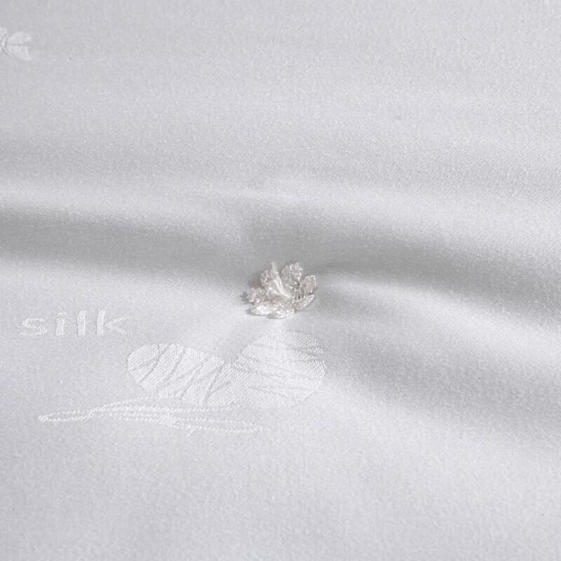 Grace All-Season Tussah Silk Duvet