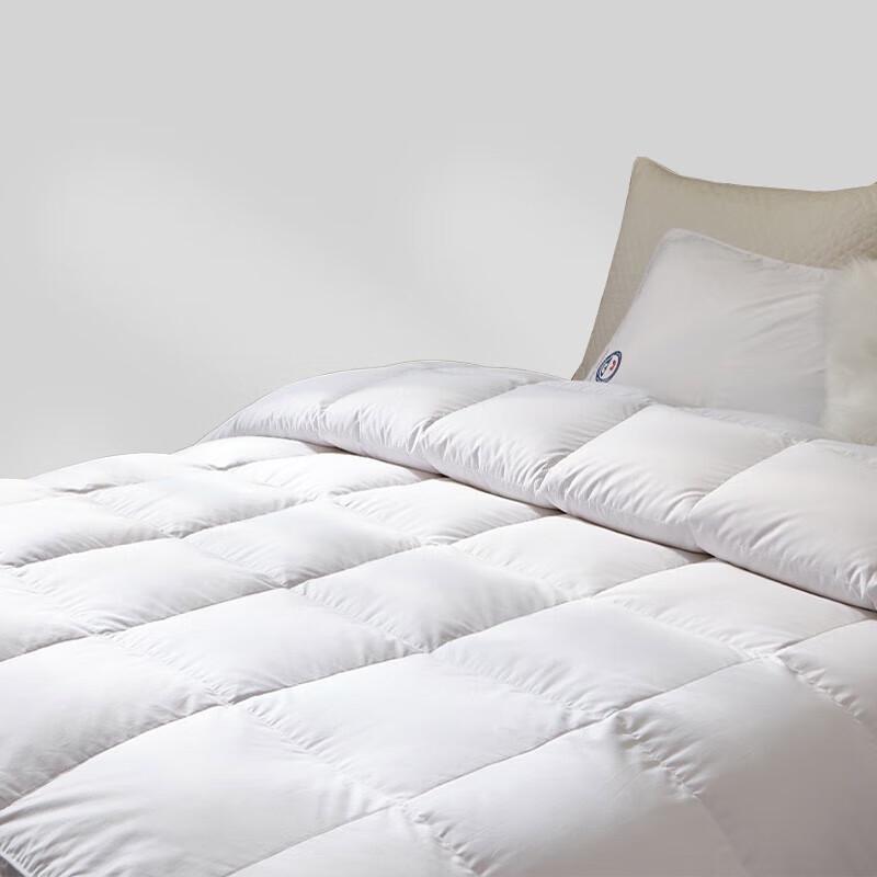 Muji All-Season Regenerated Fiber Quilt
