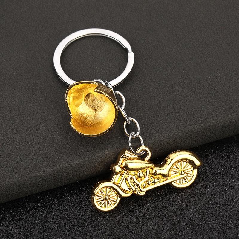 New Creative Motorcycle Keychain Men Women 3 Colors Locomotive Helmet Metal Holder Pendent Key Ring Bag Decoration Jewelry