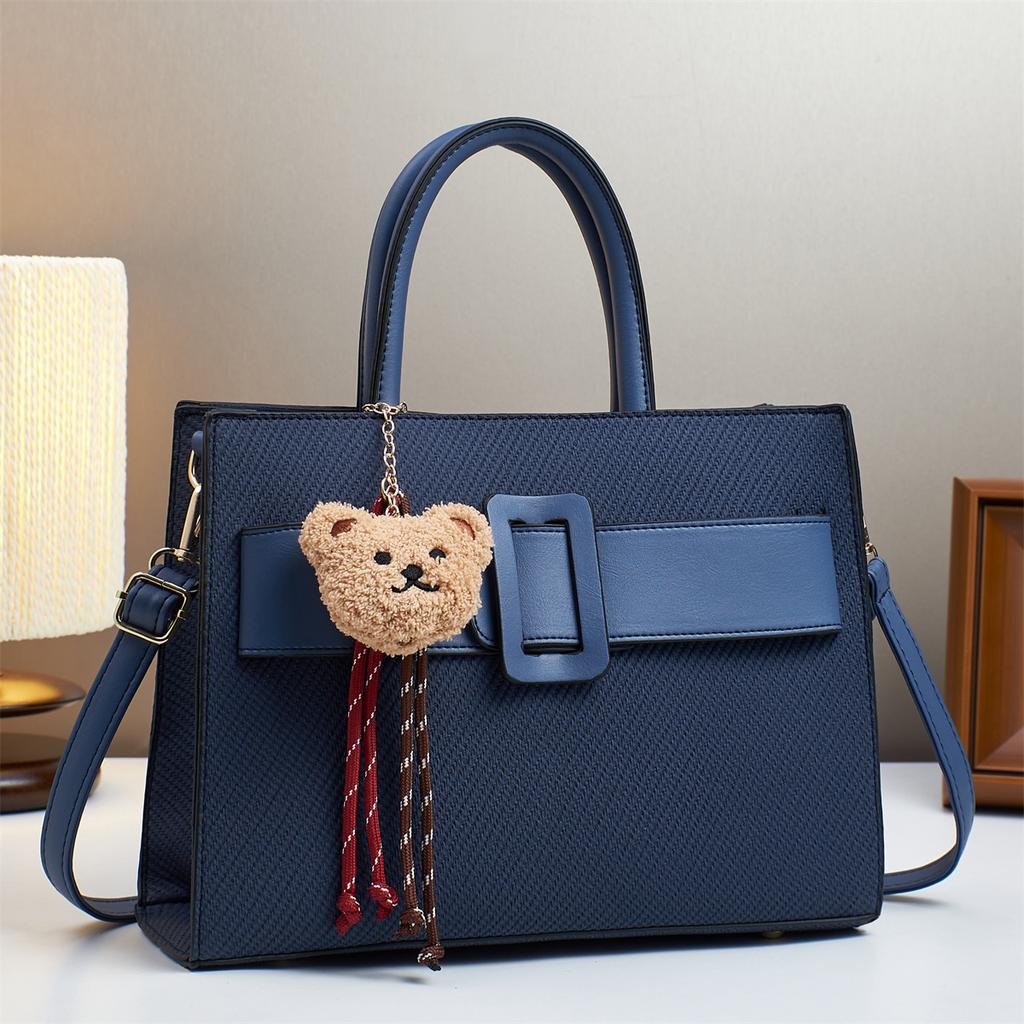 New High Appearance Level Large Capacity Three-piece Set Leisure Commuter Crossbody All-in-one Shoulder Handbag Simple Women's Bag