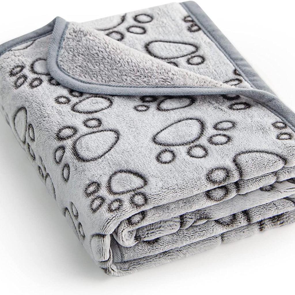 Pet Blanket: Thickened Four-Season Warm Mat for Dogs and Cats