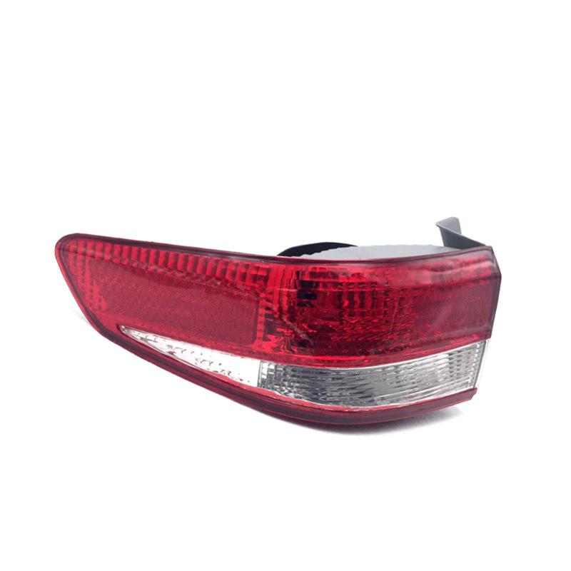 Compatible with 2003-2005 Guangzhou Honda Accord: Seventh Gen Rear Taillight & Brake Light Combo