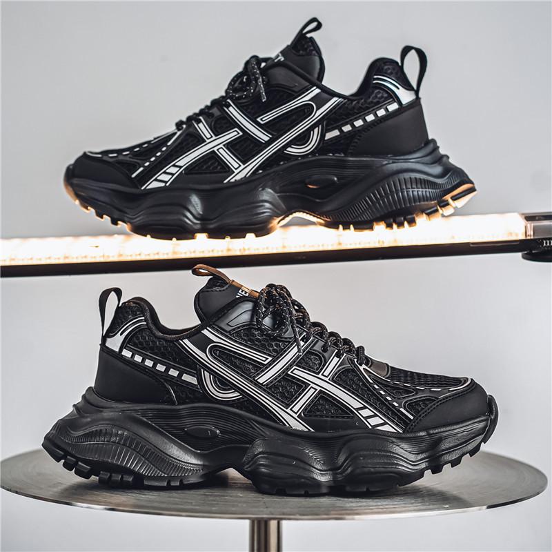 Jinjiang men's shoes summer breathable 2025 new mesh hollow casual men's sports running heightening dad trendy shoes