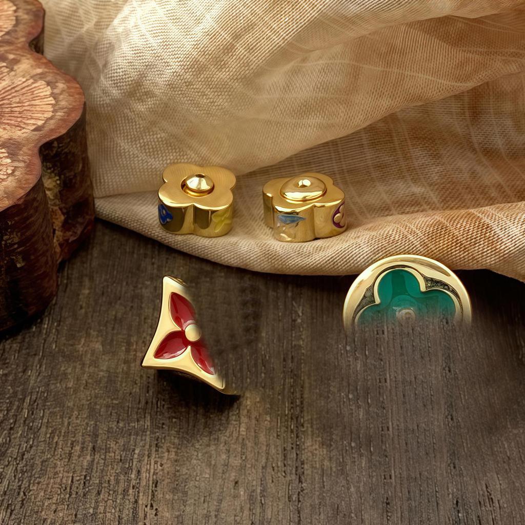 Elegant Two-Tone Rhombus Four-Petal Earrings: Chic Light Luxury Design