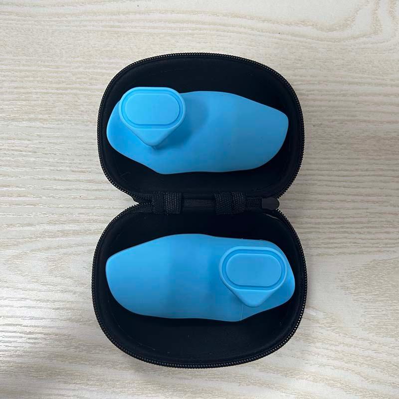 Silicone Grip Strengthener: Universal Dumbbell Weightlifting & Fitness Palm Protector