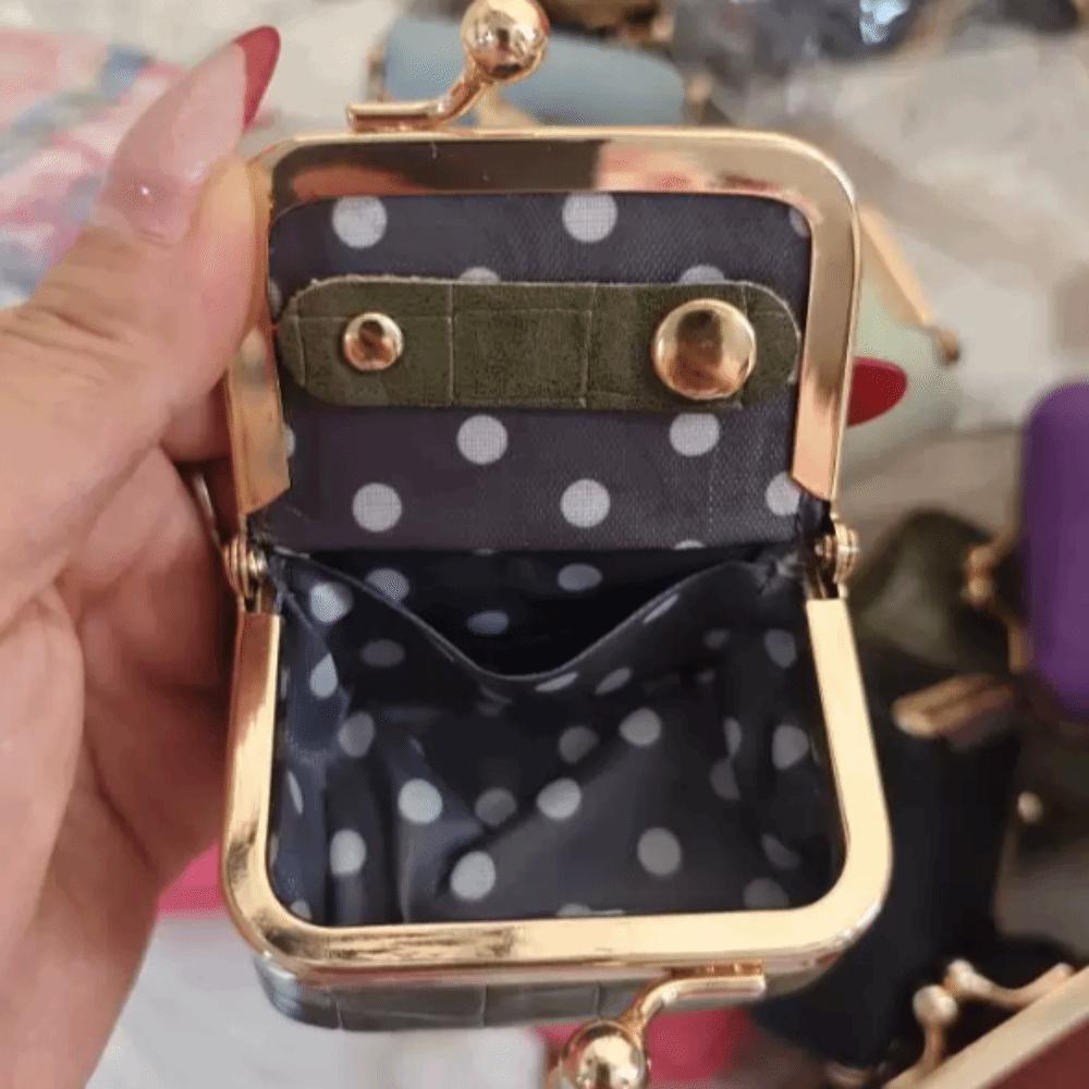 Detachable Chain Jewelry Storage Pouch Portable Keychain Change Wallet Kiss Lock Coin Purse Gift