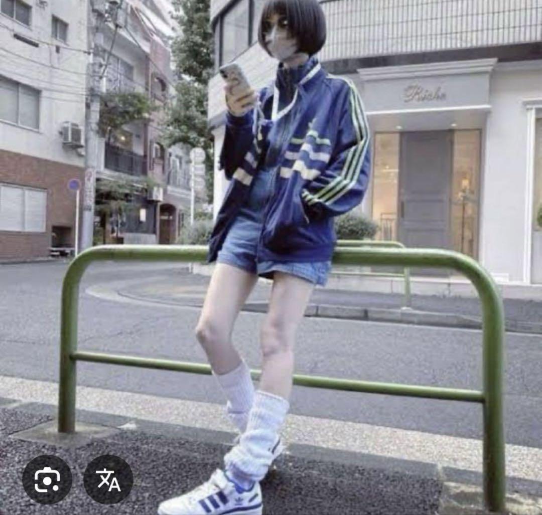 

[Б/У] Джинсовый комбинезон Adidas, размер S, носила Ано-чан