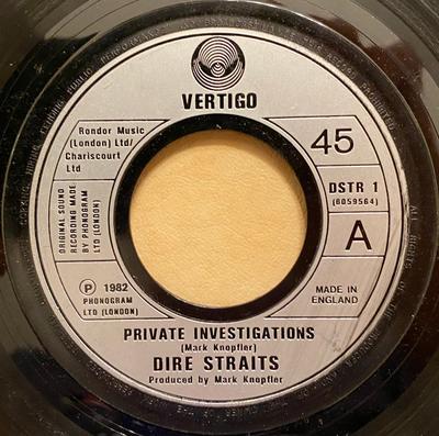 7inch Record DIRE STRAITS - Private Investigations DSTR1 Vertigo 1982 UK Rock Used