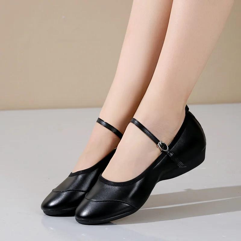 silver Women's Latin Dance Shoes, Jazz Ballroom Salsa Dancing Shoes Teacher Training Modern Tango Dance Sneakers Female Rubber
