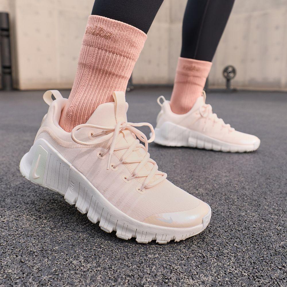 

Nike Free Metcon 6 Chalk Summit White Platinum (Women s) 40