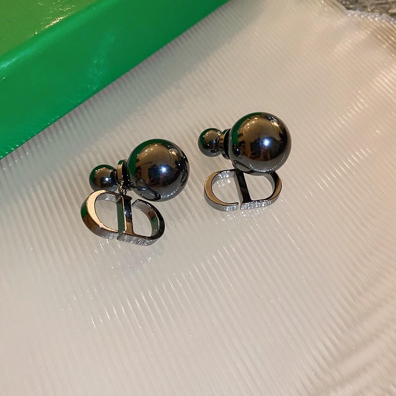 Boucles d'oreilles tulipe rétro françaises boucles d'oreilles amour design temperament sens des détails boucles d'oreilles diamant boucles d'oreilles mode coréenne