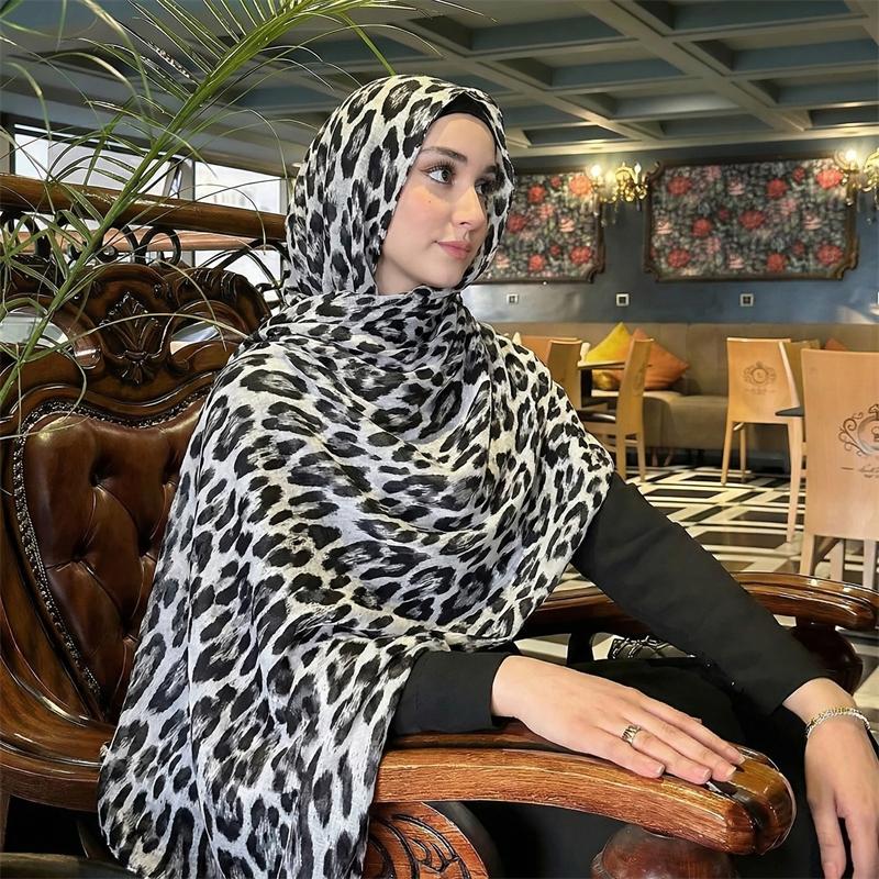 2026 New Arrival Leopard Hijabs for Women Spring Muslim Shawls Watercolour Print Scarves Beach Sun Protection Headscarf Summer