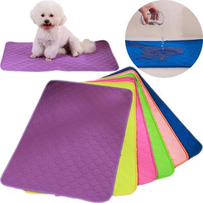 1Pcs Almofada de xixi para cachorro reutilizável Fralda lavável Almofada de treinamento para filhotes Cama para animais de estimação Tapete de urina para assento de carro para animais de estimação Suprimentos para animais de estimação