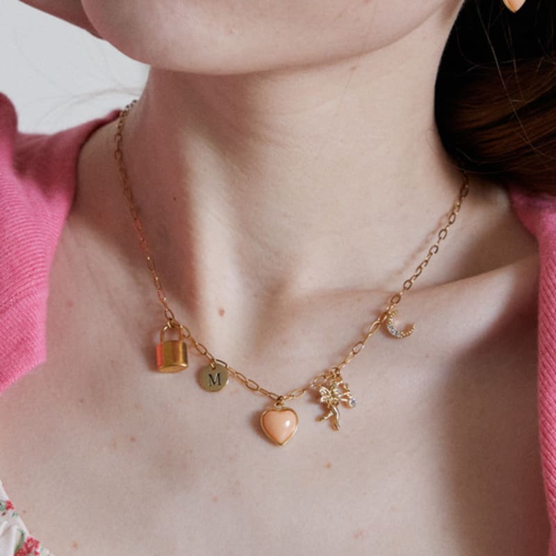 

MERRYMOTIVE Various pendant gold chain necklace K