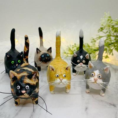 Dekorative Katzenfigur, künstlerisch, eleganter Stil, Kunstharz, überraschter Ausdruck, Miniaturkatze, Party-Desktop-Geschenke für die Haushaltsdekoration