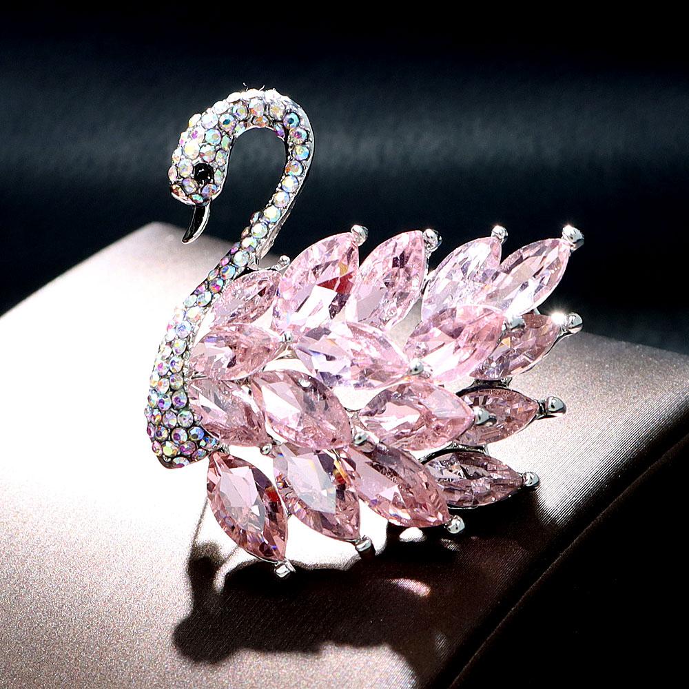 Pink Color Swan Brooches For Women Elegant Wedding Fashion Pin Animal Design Accessories High Quality New Year 2023