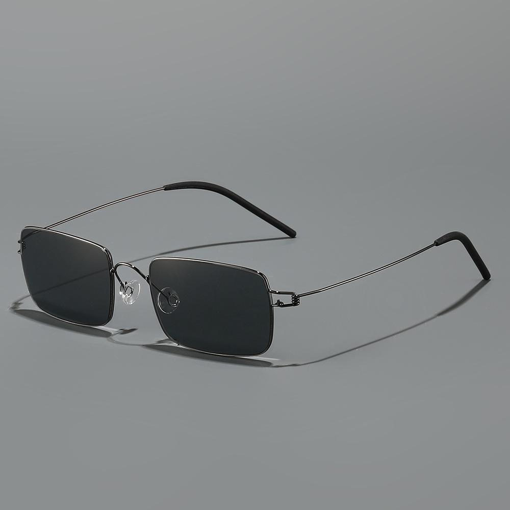 Fashion Small Square Sunglasses for Women and Men Metal Frame Shades Vintage Trendy Driving Sun Glasses Outdoor Travel Eyewear