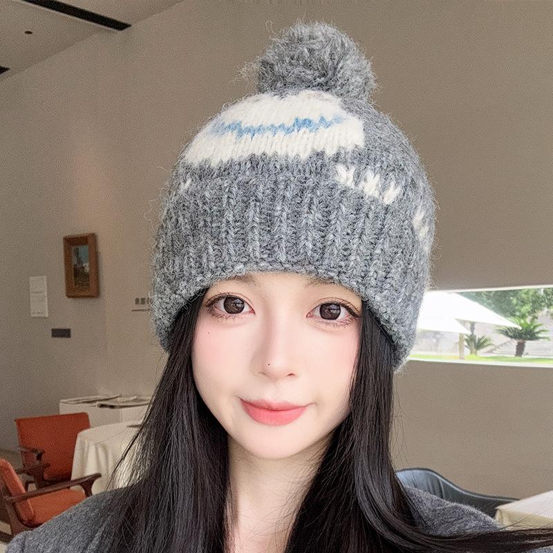 New Cute Jacquard Frog Fur Ball Woolen Hat for Women Autumn and Winter Warm Ear Protection Knitted Hat for Men