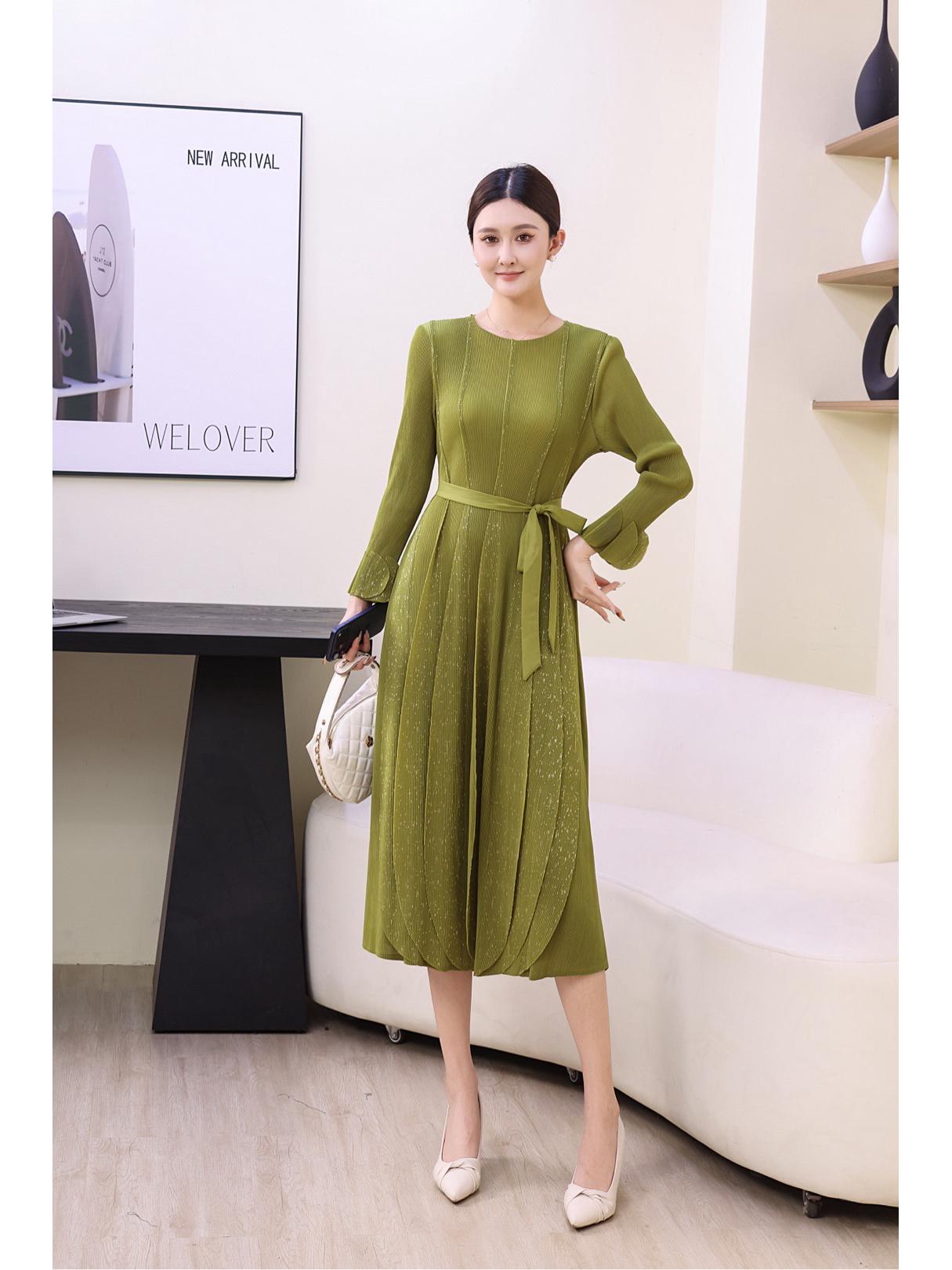 Miyake Pleats Elegant Plus Size Long Dress - Slimming Fashion with Hot Stamping One Size (40-100kg)