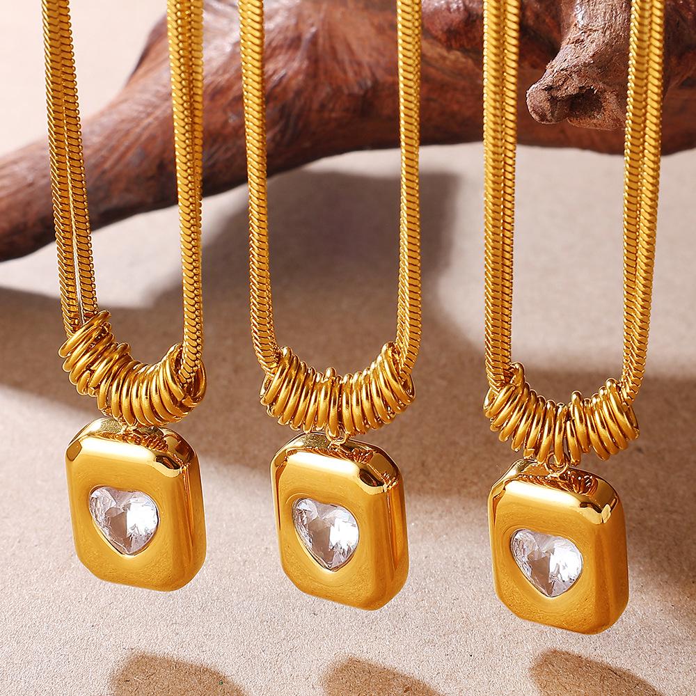 Rhinestone Peach Heart Snake Bone Chain Necklace: Women's Double-Layer Stainless Steel Jewelry with High-End Luxury Design